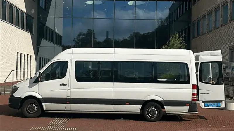 Rolstoelbus voor vervoer vanuit Maarssen